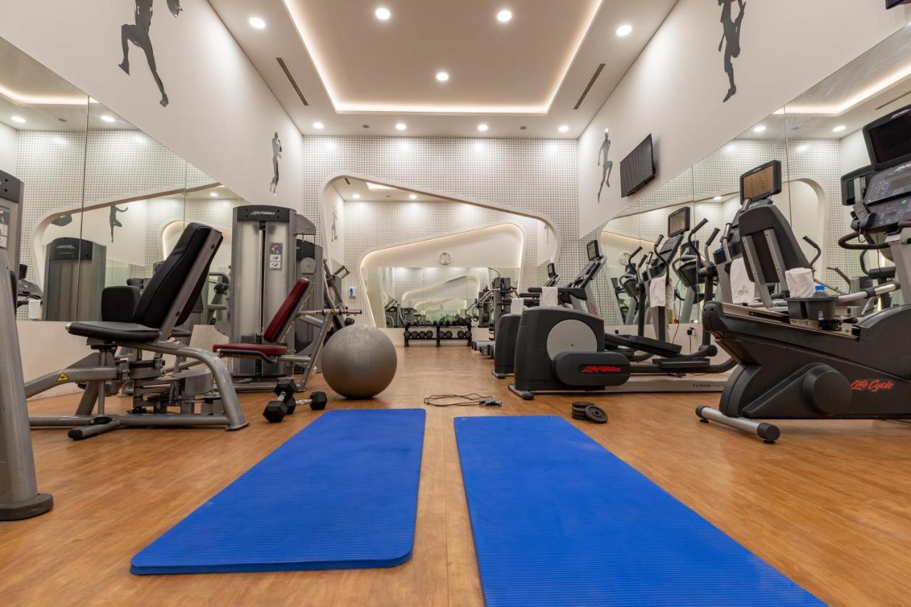 Sealine Beach, A Murwab Resort มีไซอีด ภายนอก รูปภาพ The gym at the hotel