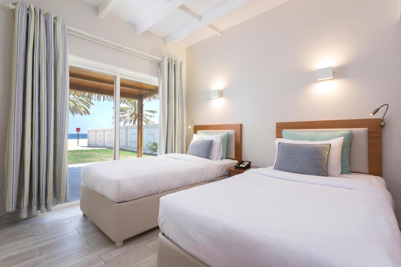 Sealine Beach, A Murwab Resort มีไซอีด ภายนอก รูปภาพ Deluxe Beach Villa